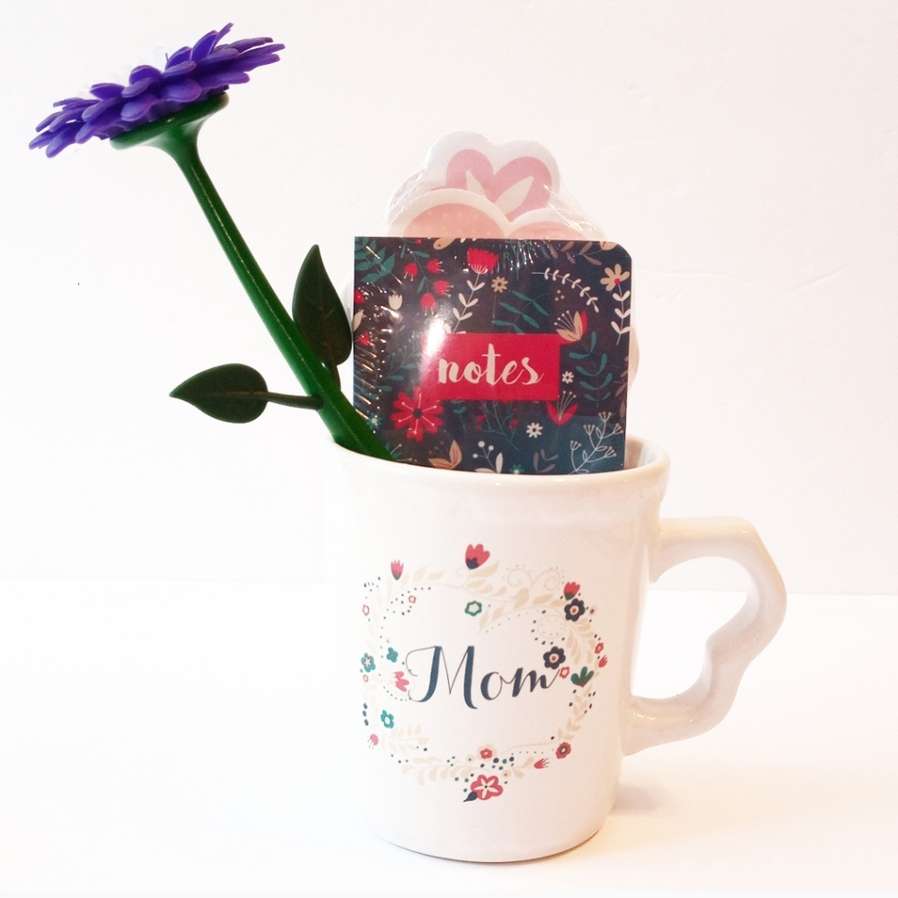 NEW Tri-Costal Design Mom Mug Gift Set
